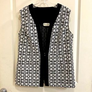 🔥 4 for $20 🔥 70’s vest with two buttons
